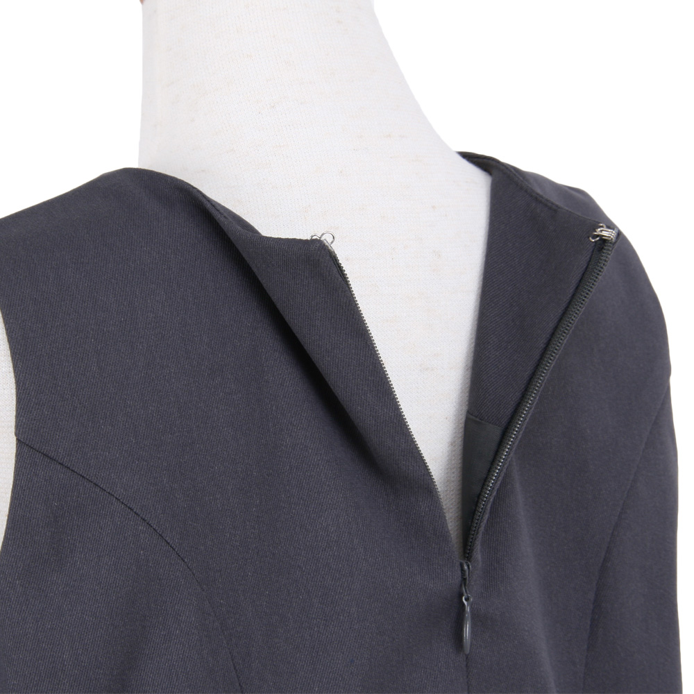 グレー お嬢様用袖なしシンプルワンピース 後ろファスナー 100 130サイズ お受験用品 ハッピークローバー お受験用品のお店 ハッピークローバー