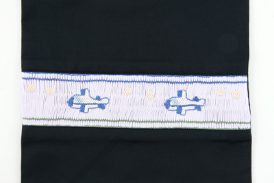 手刺繍 スモッキング 巾着バッグ 紺色 布製 飛行機 ひこうき シューズ