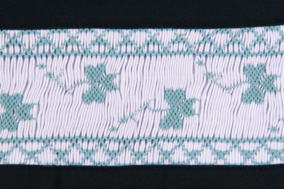 スモッキング手刺繍 弁当袋 クローバー｜お受験用品のお店 ハッピー