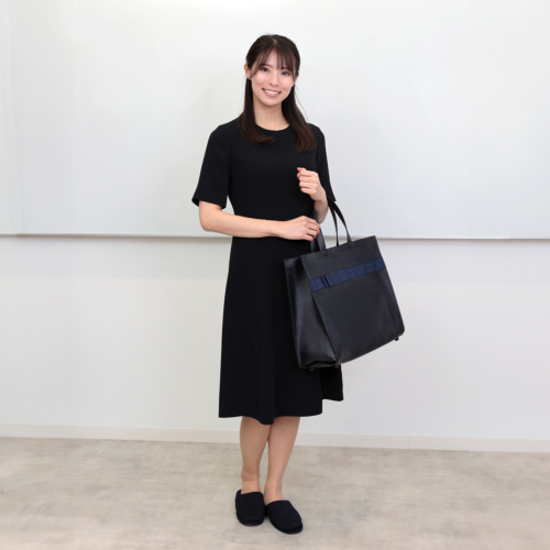 極美品familiar お受験サブバッグ トート自立ネイビー上品サクセスバッグ お受験シリーズ①ママバッグ徹底比較！｜ファミリア三越日本橋