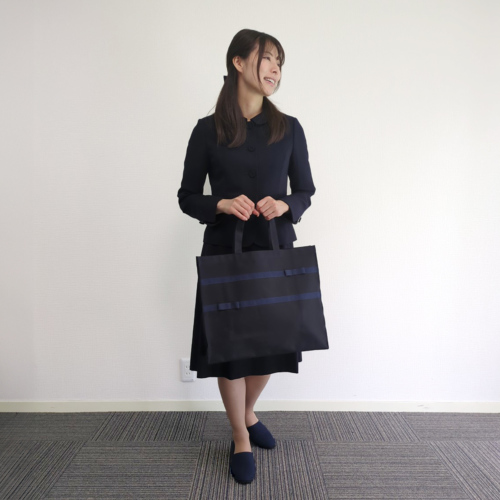 familiar　お受験用　自立型サブバッグ（お母様用） お母様のお受験グッズ｜ファミリアオンラインショップの公式ブログ